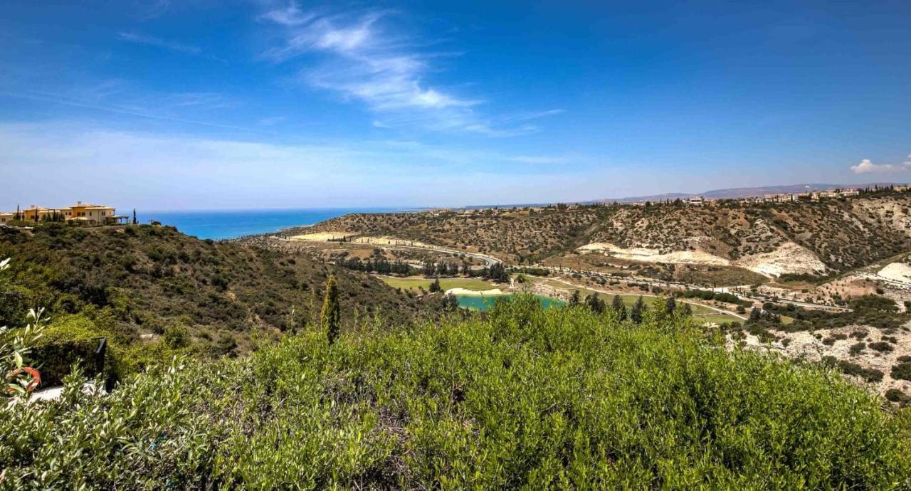 Fantastic Junior Villa Cz02 Salamis With Gorgeous Views, Aphrodite Hills 库克里亚 外观 照片