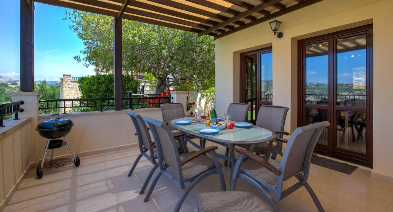 Fantastic Junior Villa Cz02 Salamis With Gorgeous Views, Aphrodite Hills 库克里亚 外观 照片